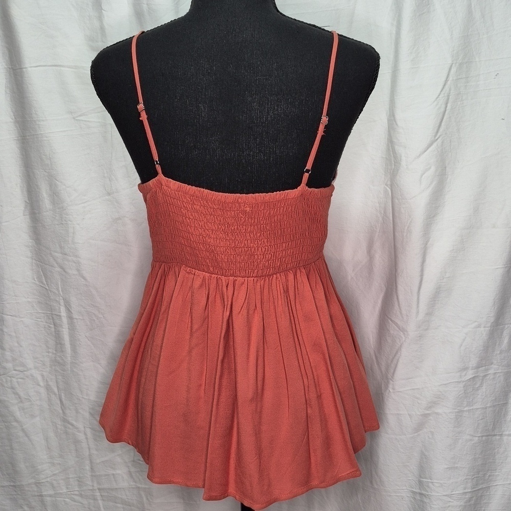 Love In A Hanger Embroidered Coral Strappy Blouse Size S Beautiful Detailing - Picture 8 of 11